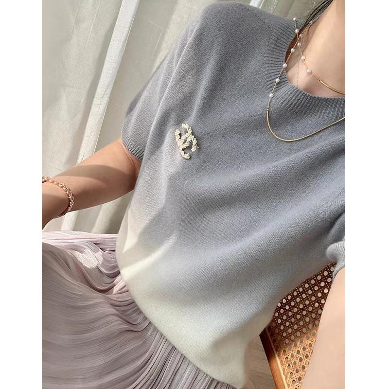 Women's Tops Gradient Colour Short Sleeve Knit Sweater Round Neck Loose Bottom Shirt