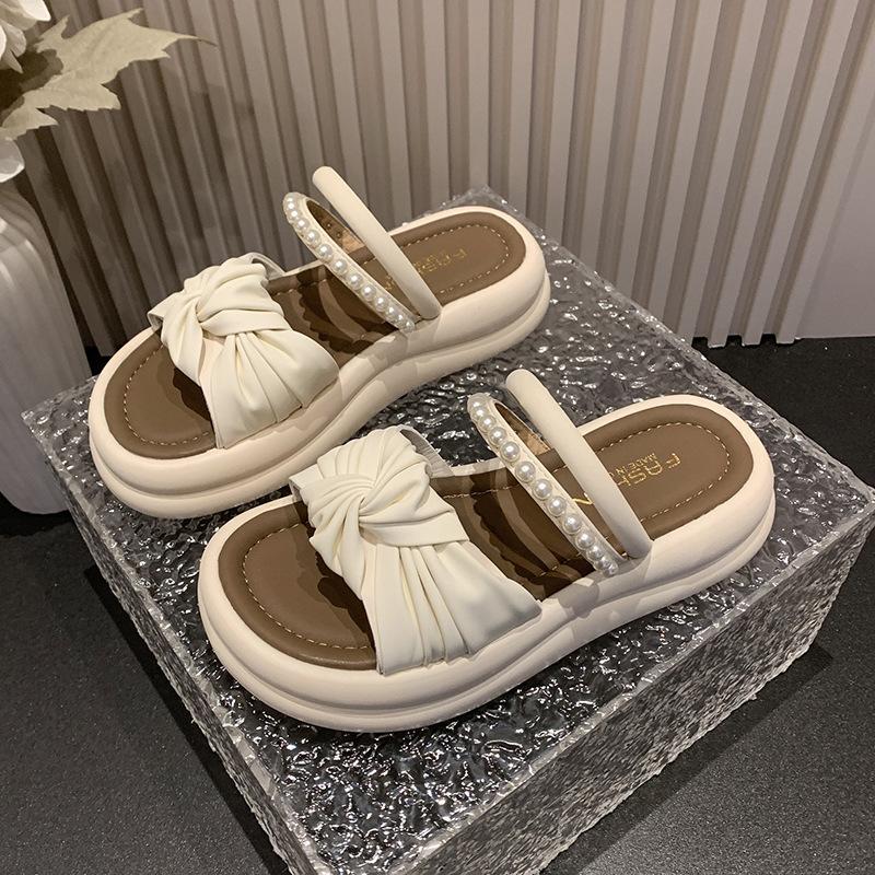 Thick-soled Slippers for Women's Outer Wear 2025 Summer New Fashion Pearl Muffin Cool Slippers for Women