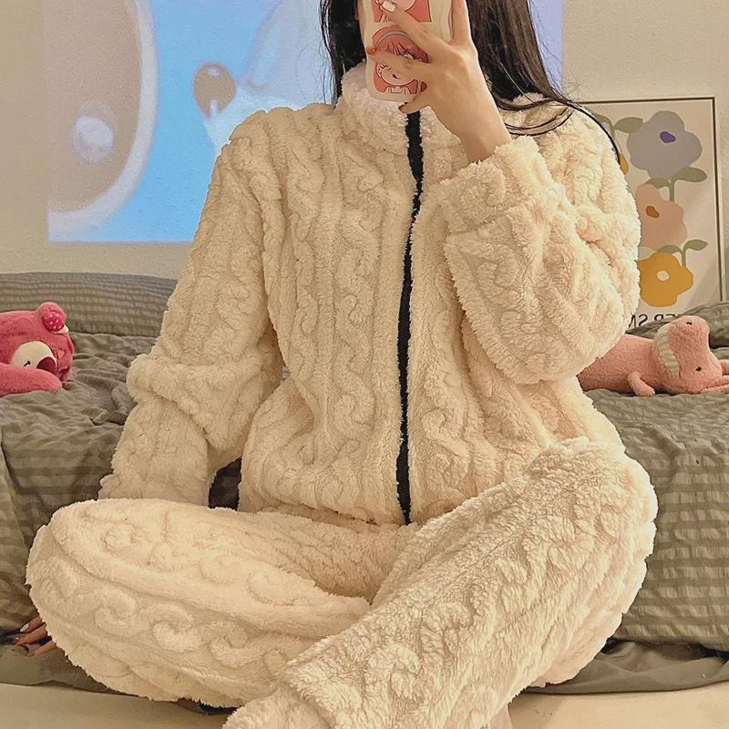 Conjunto de Pijama de Franela con Cremallera para Mujer - Cuello Alto, Traje Grueso y Cálido de Forro Polar Coral para Otoño e Invierno.