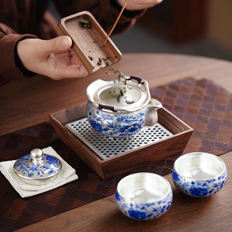 Mantinghua Gilt Silver Blue & White Porcelain Kung Fu Tea Set