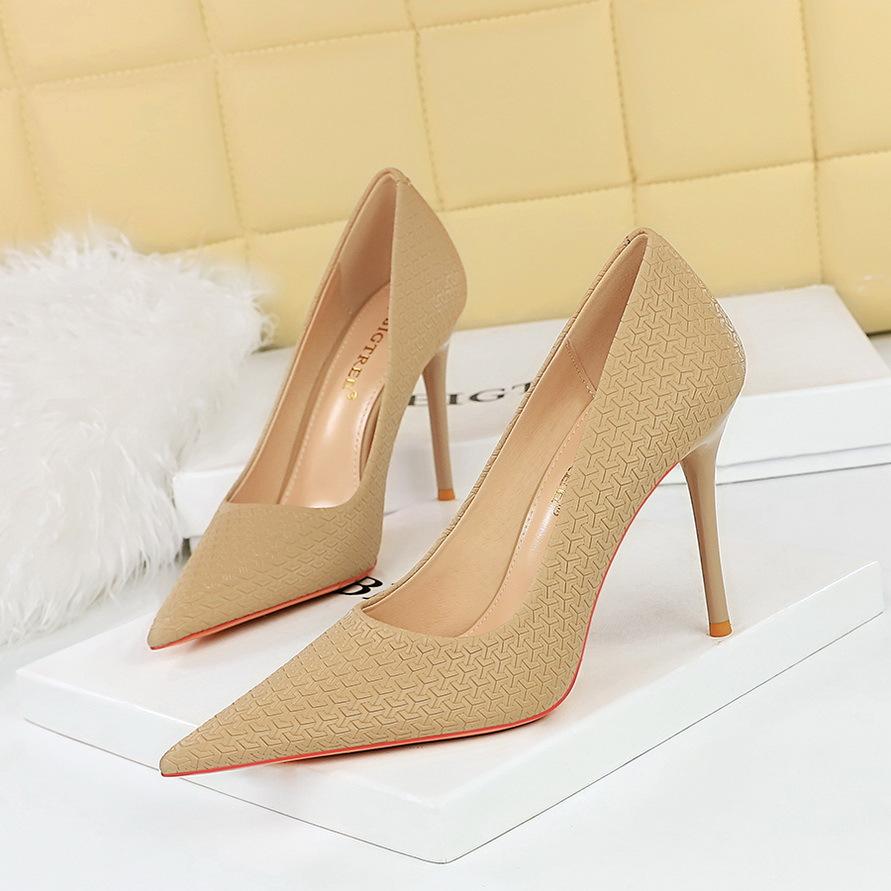 Mode Europa Amerika Einfache Schuhe 2024 Neue Frauen Pumpen Design Prägemuster Mode Party Schuhe Spitz Stilettos Heels 6122-5