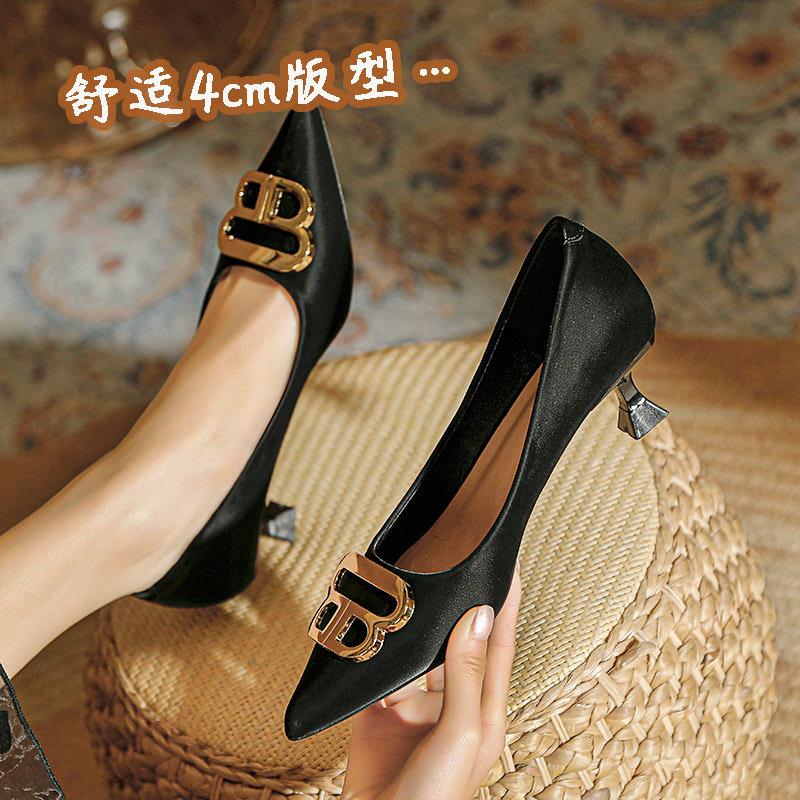 High Heels Women's Thin Heels Sexy 2025 New Spring and Autumn French Small Heels Red Wedding Shoes Middle Heel Pointed Single Shoes