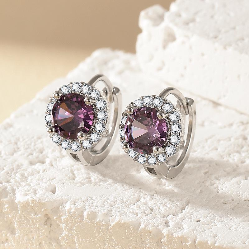 New One-Carat Imitation Moissanite Earrings: Hypoallergenic, Stylish Earrings for Women