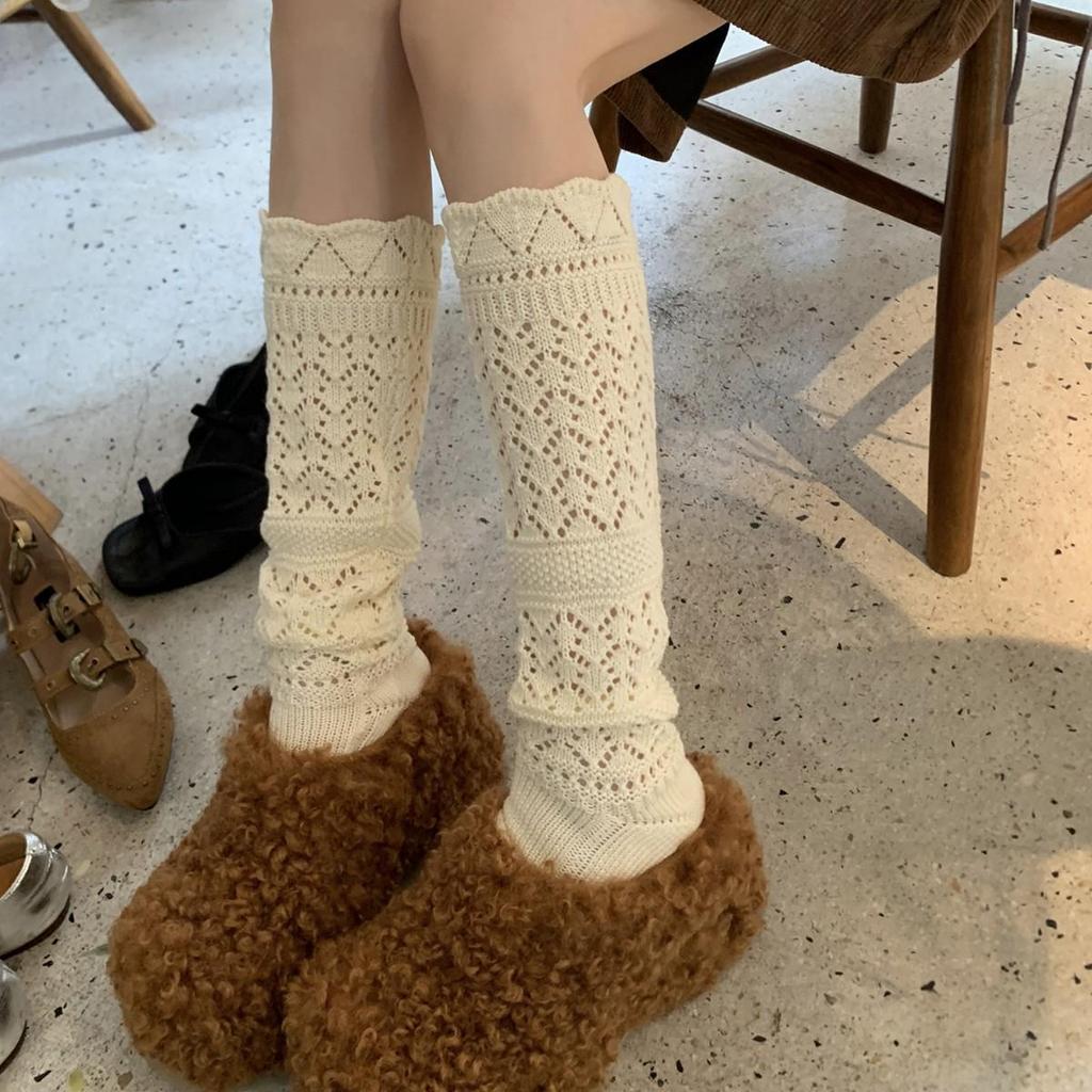 Wei Xue Autumn/Winter Hollowed Wool Slouch Calf Socks: Runway Style Knitted Lace, Warm & Slimming.