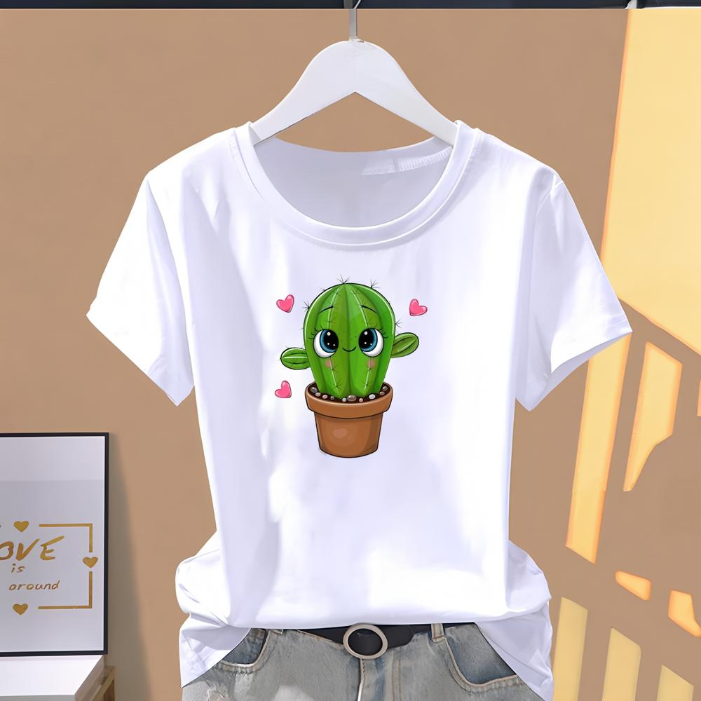 Trendiges T-Shirt mit kurzen Ärmeln und süßen Designs, perfekt für die tägliche Sommermode von Frauen.