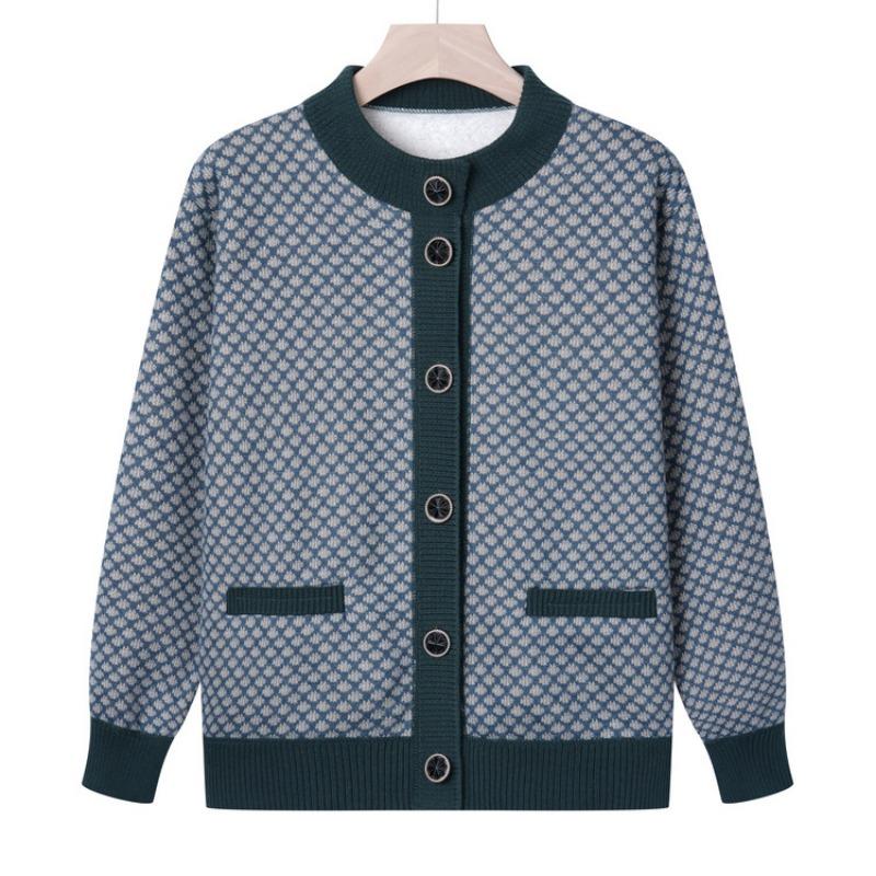 Middle-aged and old new mother clothes autumn velvet thickened knitted sweater grandma clothes cardigan jacket elderly clothes