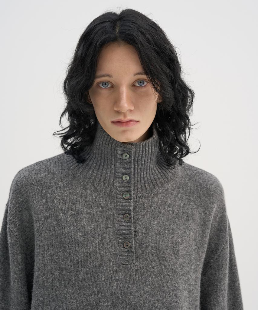 TRIP LE SENS Wool High-Neck Button Knit_Gray