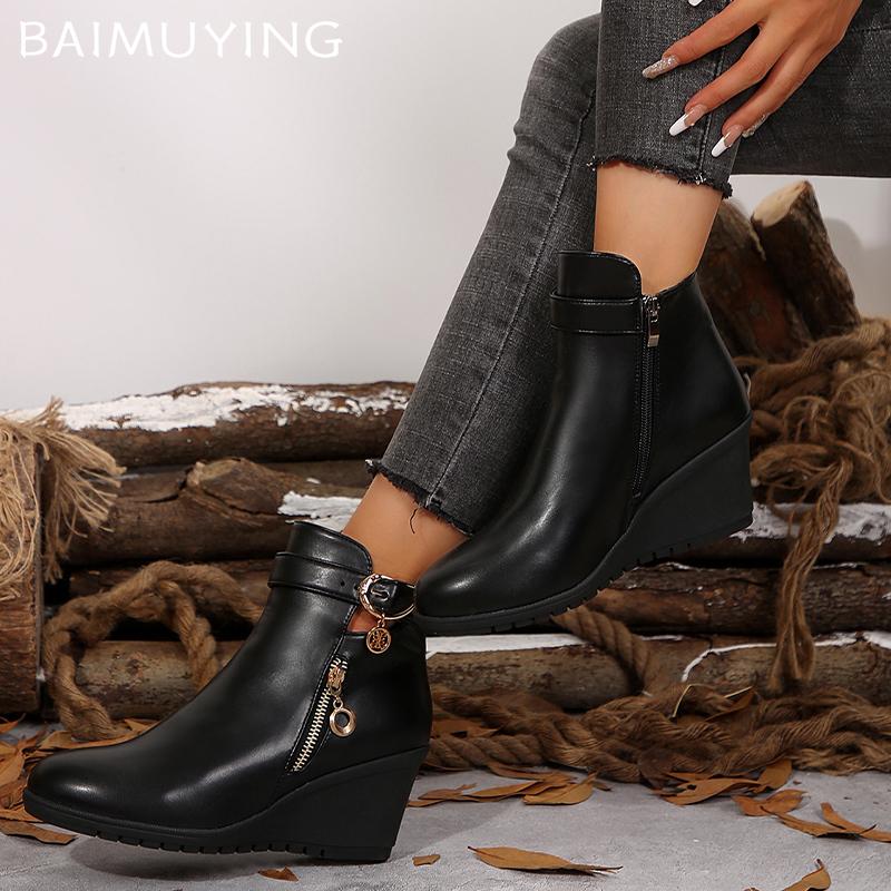 Women Wedges Ankle Boots Leather Designer Buckle Mid Heels Retro Shoes New Brand 2025 Trend Winter Classic Zipper Botas De Mujer