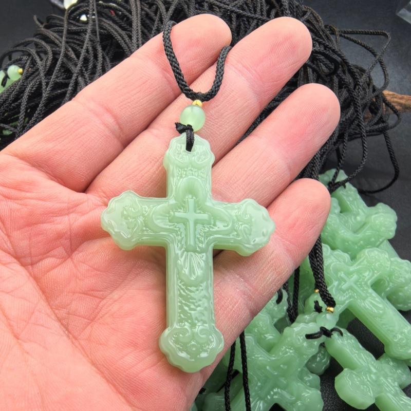 Imitation Green Jade Cross Pendant Necklace Hand-Carved High Quality Non-Irritating Jewelry for All Age Groups Gifting
