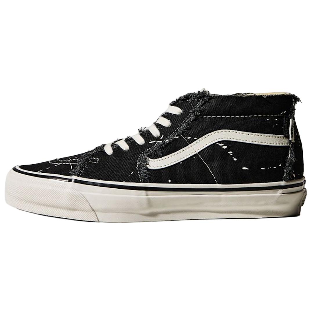

Vans x INVINCIBLE SK8 Mid top Skateboard Shoes Unisex Black VN000XUKGTW 42.5
