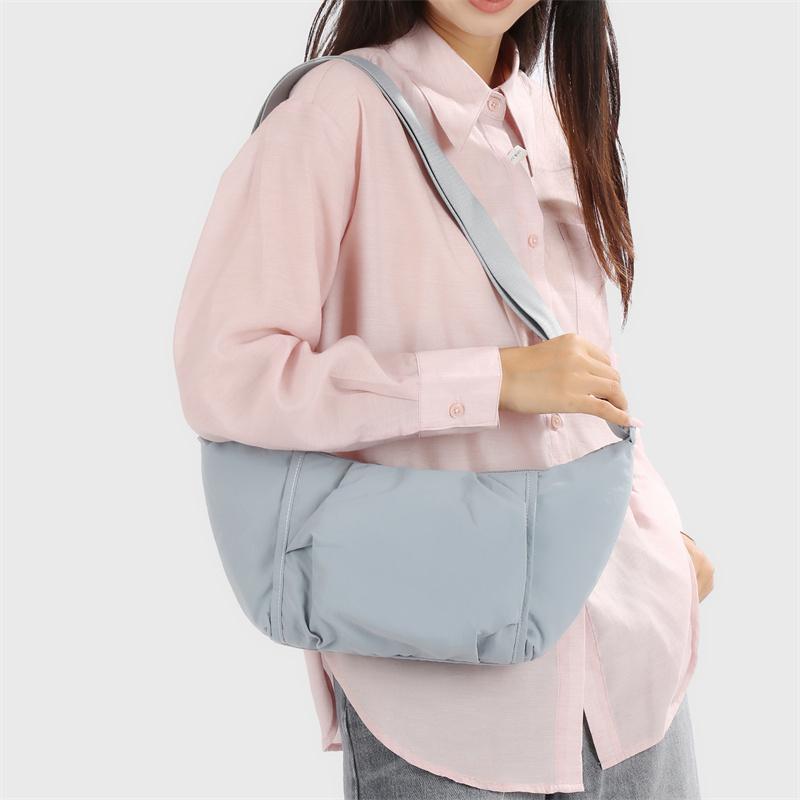 Lightweight Hobo Bag Large Capacity Crossbody Bag Commuter Bag Women's Travel Shoulder Bag