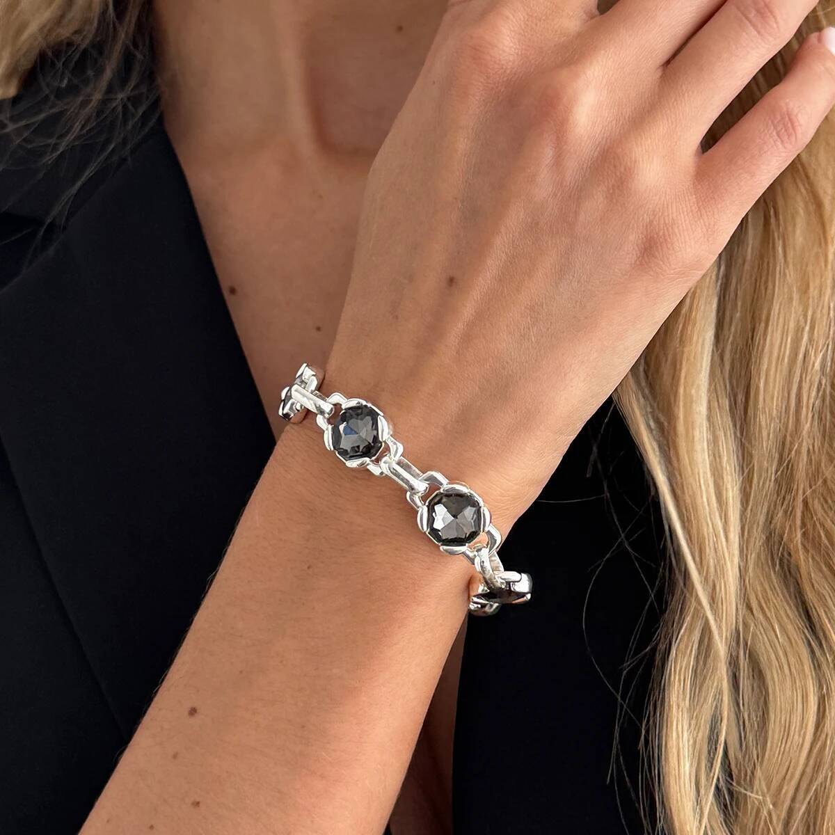 

SHIXIN New Fashion Acrylic Rhinestone Irregular Bracelets Woman Simple Punk Silver Color Thick Chain Bracelet 2026 Jewelry Gift