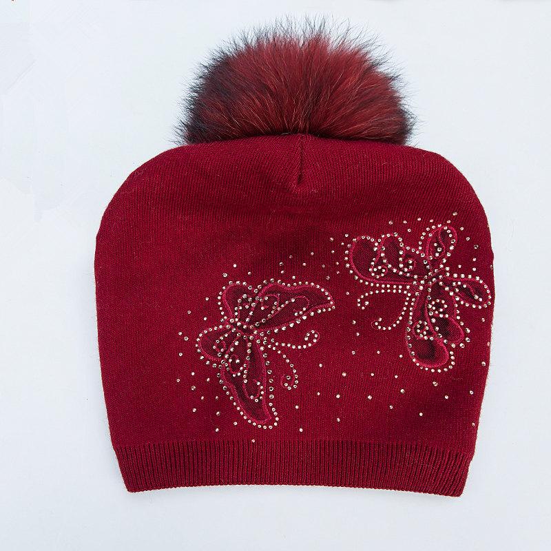 Women Winter Fur Raccoon Ball Warm Hot Diamond Hollow Butterfly Knitted Versatile Pullover Hat