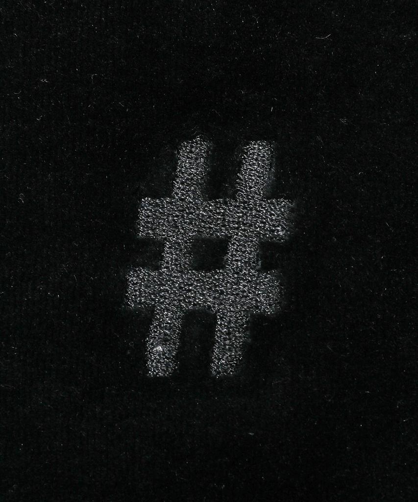 BEENTRILL Velour Hashtag Raglan Sweatshirt (Black)