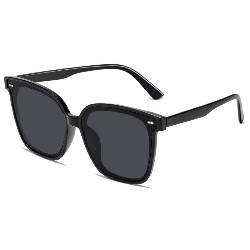 New retro square sunglasses women's ins big face round face thin street shot versatile sunglasses