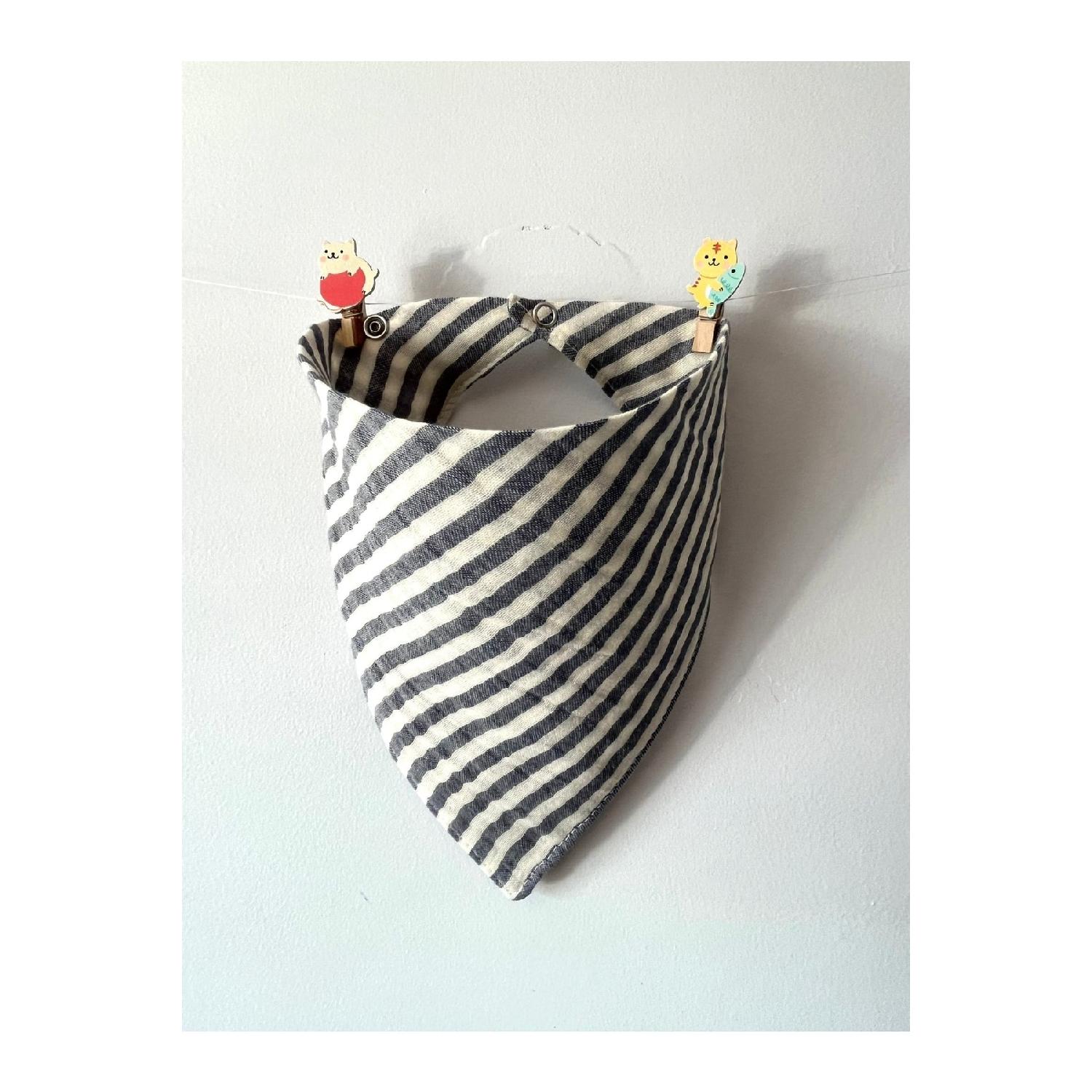 

Четырехслойный детский нагрудник из муслиновой ткани с двумя кнопками Standart