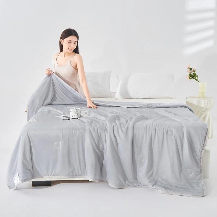 New Cool Silk Xia Liang Quilt Class A Solid Color Simple Wind Summer Quilt Cold Xia Liang Air Conditioner Quilt