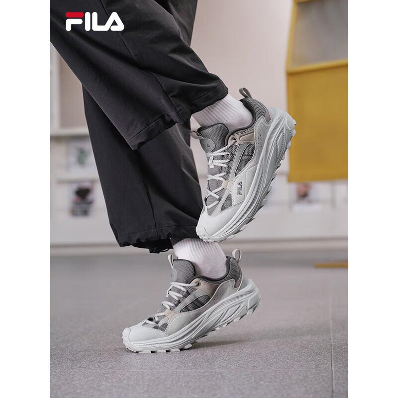 

FILA Men s TREK Starry Sky 2.0 Winter Retro Dad Shoes 42