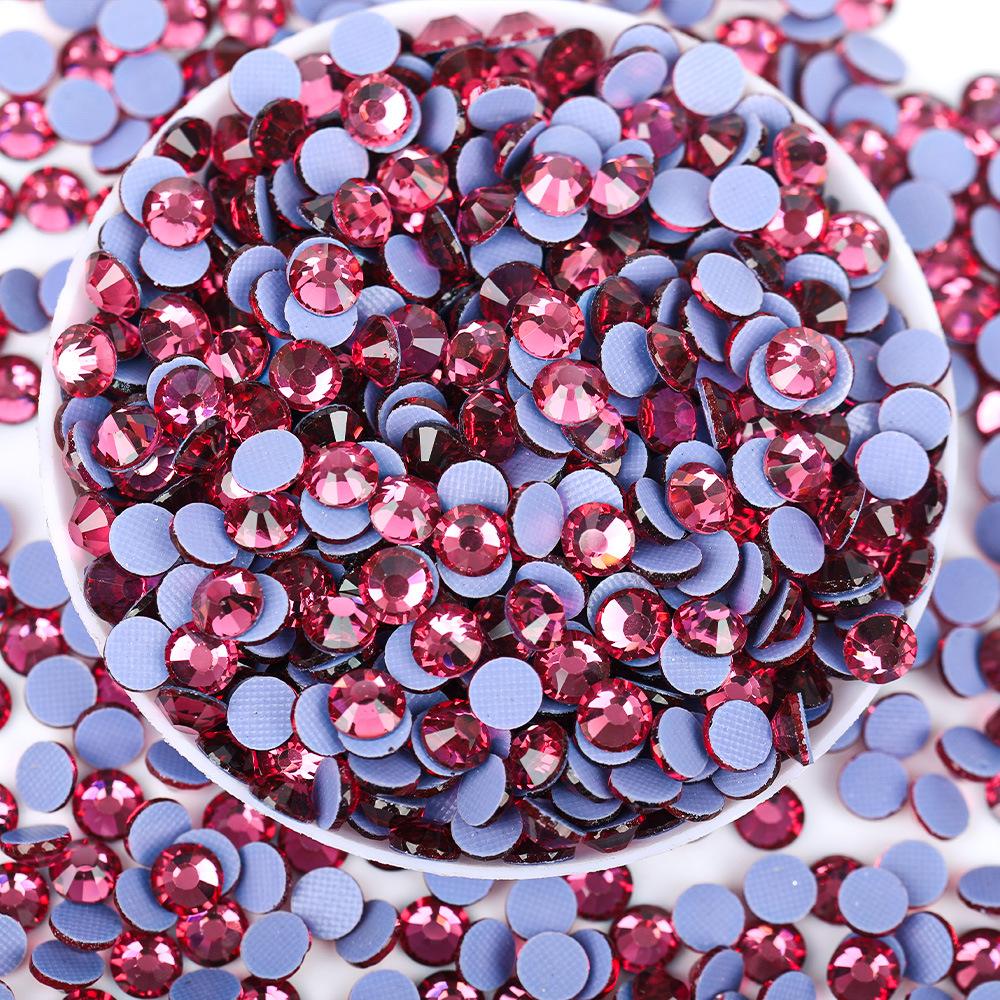 Weichen, Bază din Plastic de Înaltă Calitate Leave-In Diamante Colorate, Diamante pentru Manichiură, Autocolante Rotunde din Cristal pentru Bricolaj, Accesorii Bijuterii cu Diamante