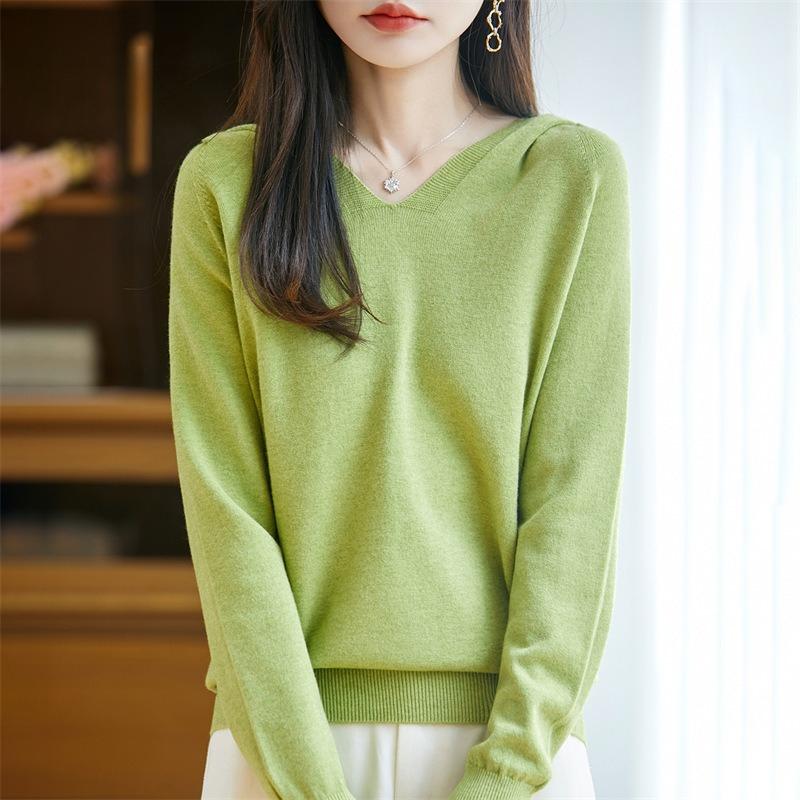 V-neck Hooded Knitted Sweater for Autumn and Winter Warm Hoodie Sweater for Women