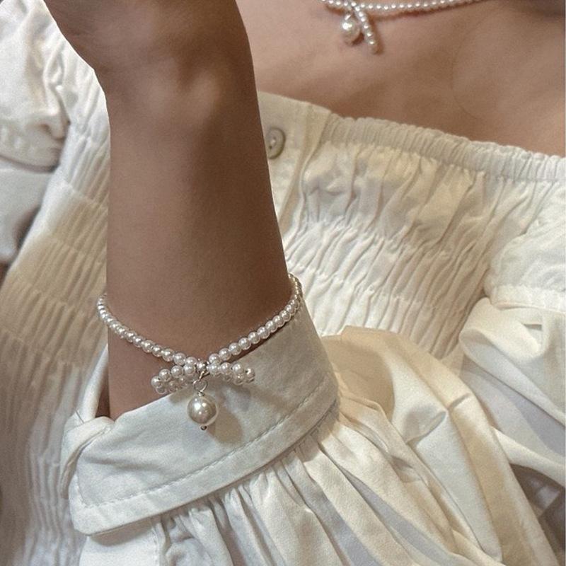 Light Luxury High-End Bow Pearl Pendant Necklace Female Elegance Personality Fashion Temperament Versatile Neck Chain Collarbone Chain