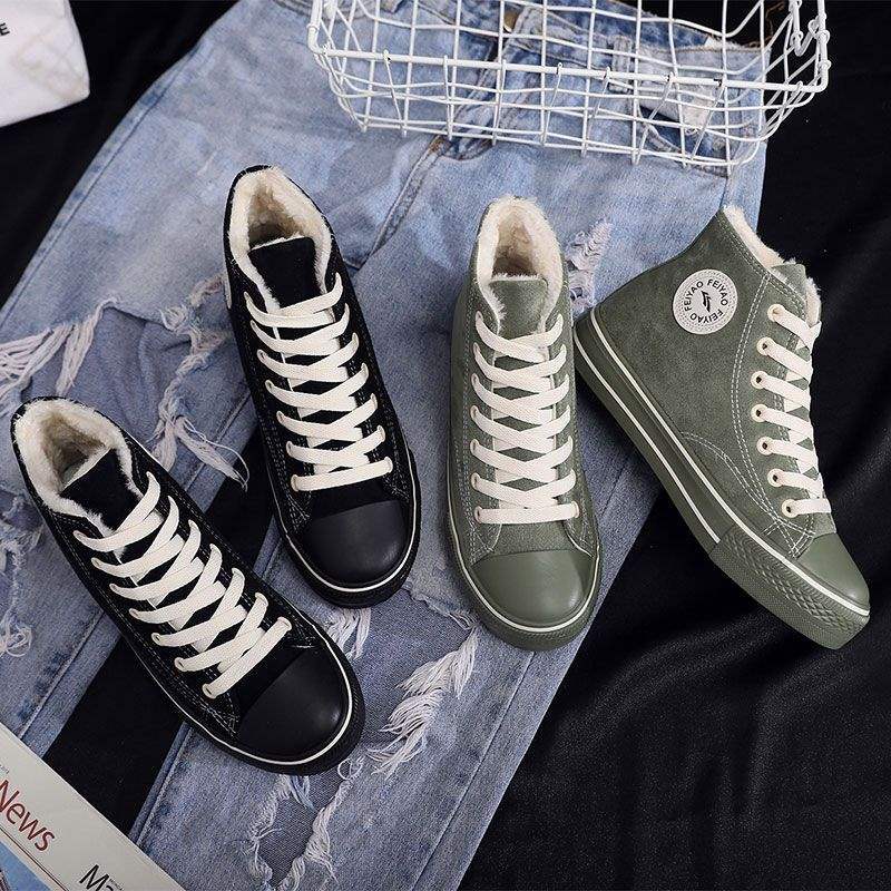 Fleece thickened high-top canvas shoes for women's winter students, Korean version of versatile flat bottom 2025 new thermal cotton shoes for women
