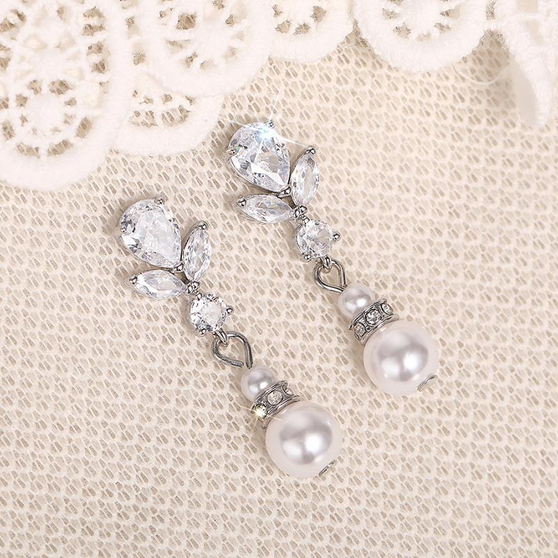 Huitan Delicate Simulated Pearl Pendant Earrings Lady Graceful  for Wedding Brilliant Zirconia Accessories for Engagement