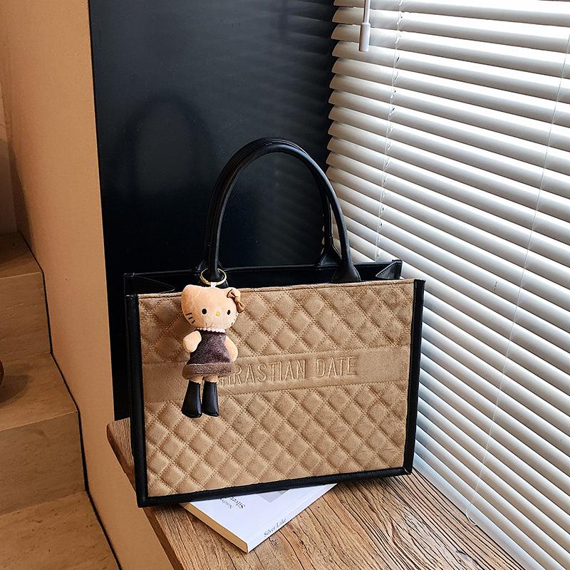 Women's Large Capacity Fashionable Handbag - 2025 Autumn Trend, Versatile High-End Shoulder Bag