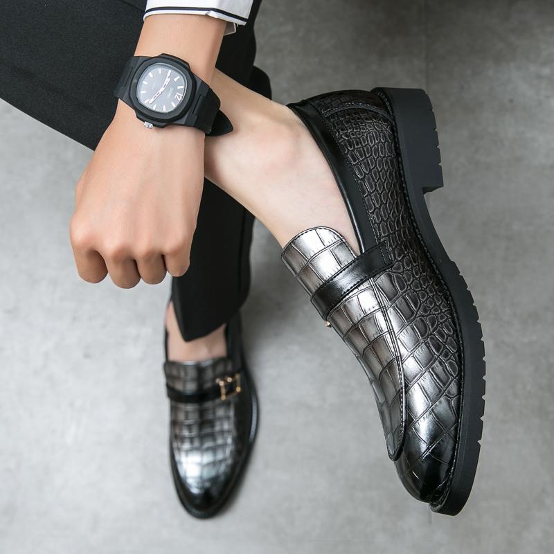 Luxury Shoes Men's Patent Leather Shoes Crocodile Pattern Loafers Men's Wedding Shoes Leather Pointed Toe Shoes Large Size 48