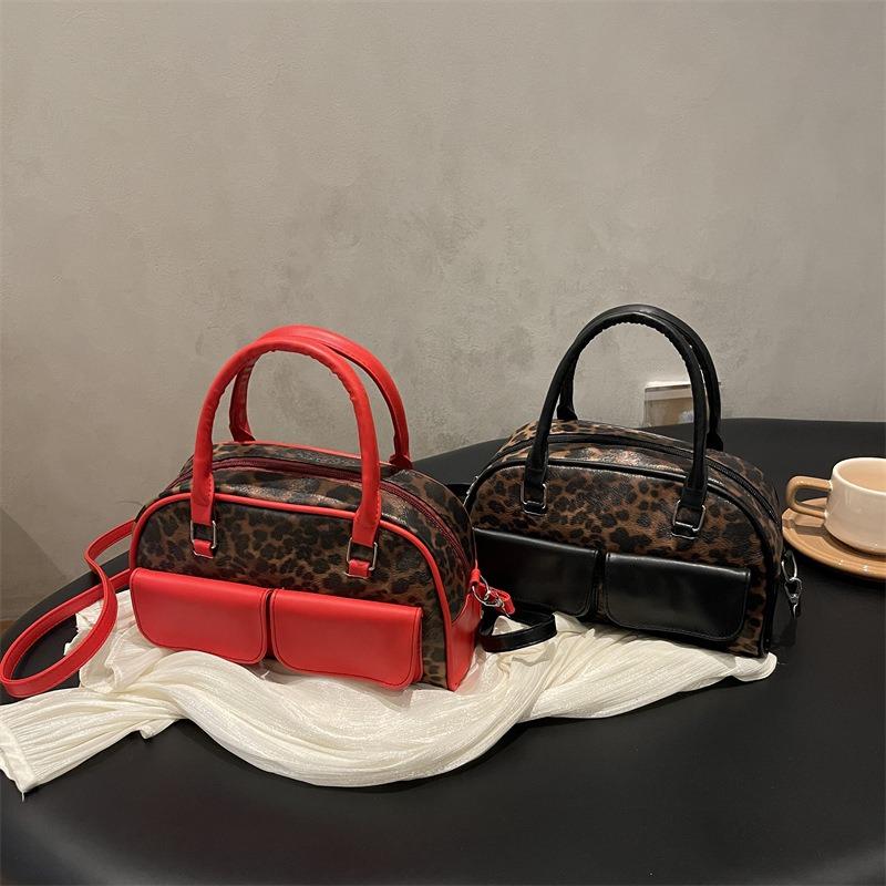Today's Popular Bags, New Trendy Women's Spring Summer Versatile Portable Pillow Bag Version Fashionable Shoulder Bag