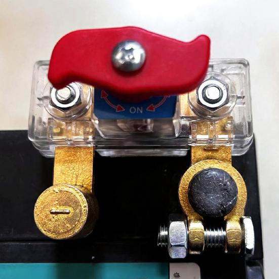 Battery Disconnect Switch Universal Power Cut Battery Disconnect Leak Off 12V/24V Universal Prevent Battery Protector Drain Automatic Manual