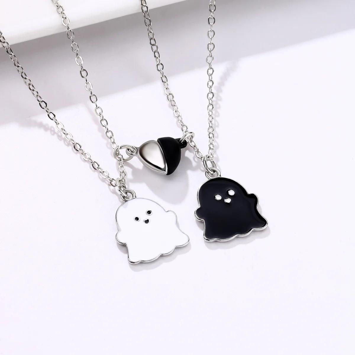 2Pcs New Cute Ghost Necklace Fashionable and Minimalist Alloy Exquisite Collar Chain Love Magnetic Buckle Necklace Jewelry Gift