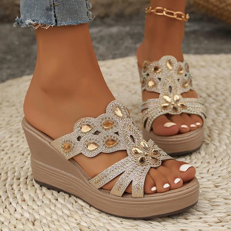 Fashion 2025 Summer Fashion Rhinestone Wedge Sandals Women Peep Toe Slip On Platform Sandals Woman Comfortable Thick Sole Beach Slippers