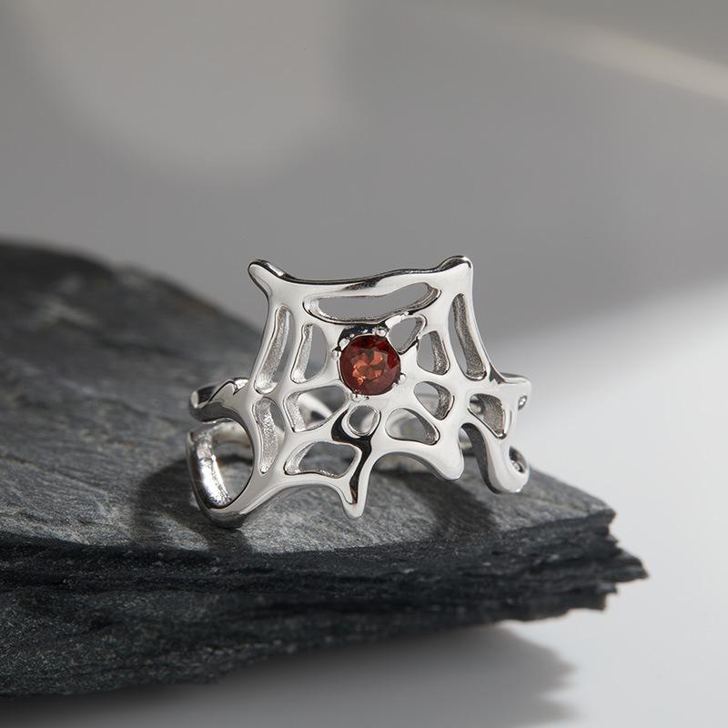 925 Sterling Silver Natural Garnet Transparent Sapphire Colored Treasure Ring Female Personality Exaggerated Spider Web