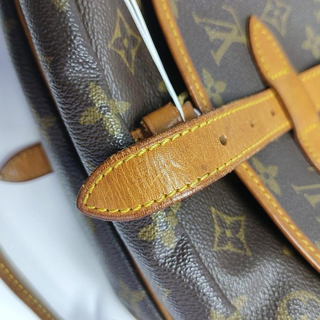 [Pre-Owned] Monogram Saumur 30 Iconic Classic Logo Print Adjustable Shoulder Strap Canvas And Leather Messenger Bag - Fair #1MPB3NR