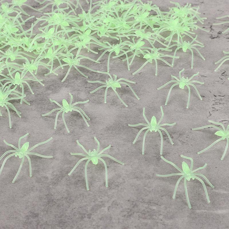 50/100Pcs 3cm Halloween Spider Scary Luminous Glow Spider for Halloween Party Home Indoor Outdoor Decoration Haunted House Props