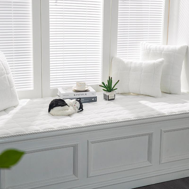 Yilanmeitu Plush Window Sill Cushion - Thick, Machine-Washable Tatami Mat for Bedroom & Balcony.