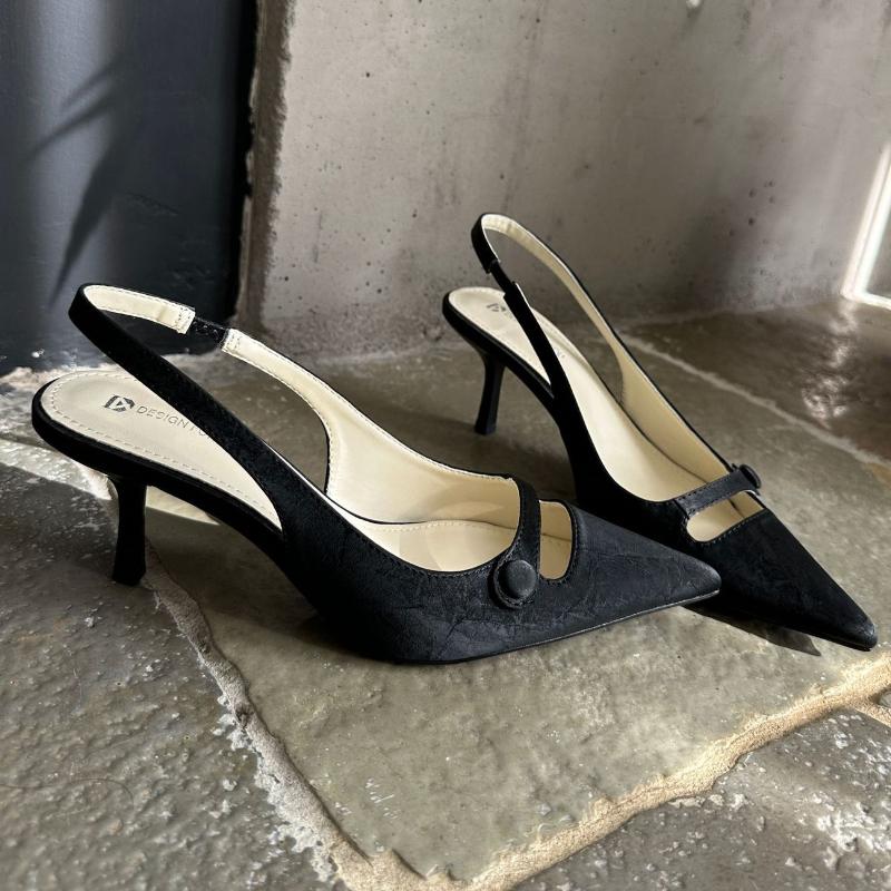 Elegant Hollow Pointed Toe Designer Shoes Women Comfortable Silk Fine Heel Women Sandals Fashion Back Strap Office Shoes Ladies