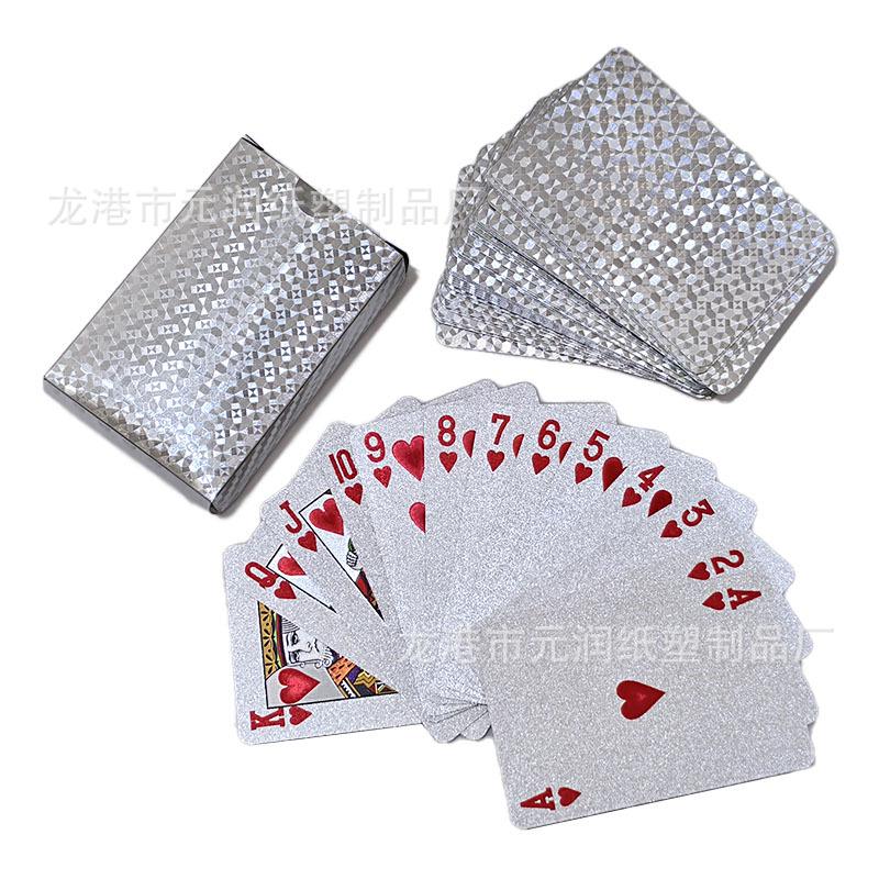 

Коллекция водонепроницаемых игральных карт из золотой фольги Nouveau Riche