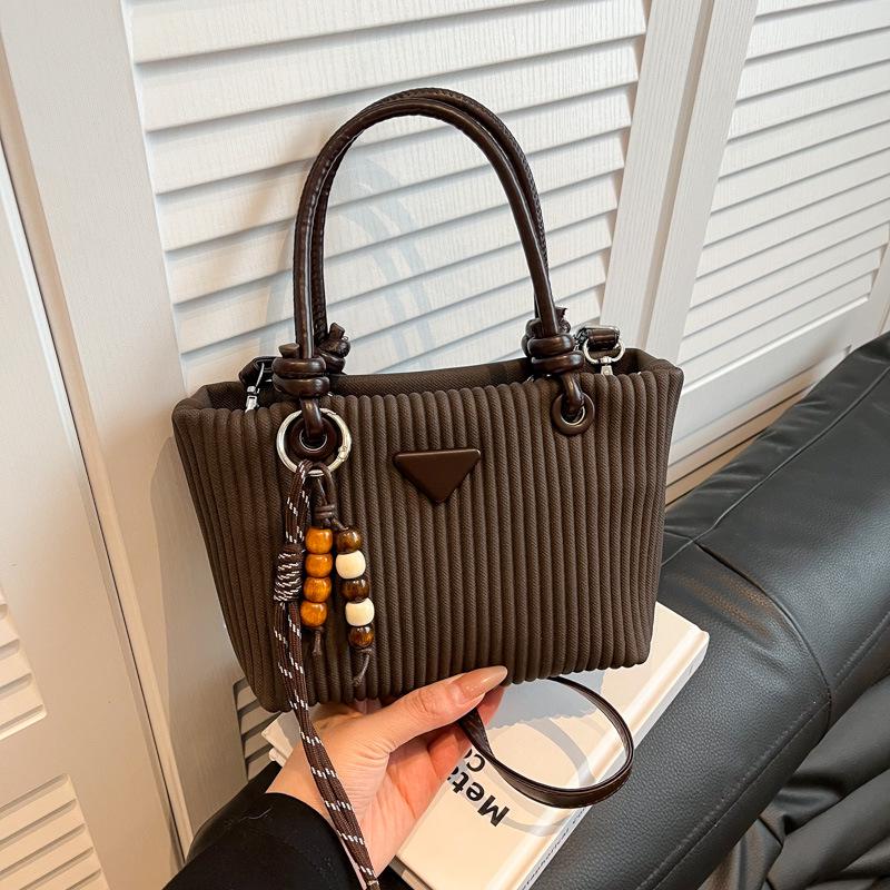 Осень 2025 Корейский стиль Ретро Сумка через плечо: Простая, Модная, Вместительная Сумка