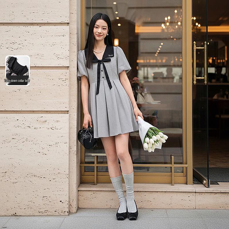 

LED IN Short Sleeve Slim Princess Dress XS