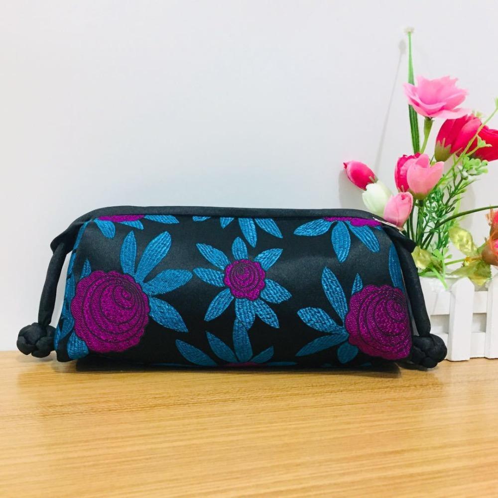 Fashion Silk Embroidered Women Handbag Zipper Chinese Style Design Clutch Bag Knot Retro Cosmetic Bag Gifts
