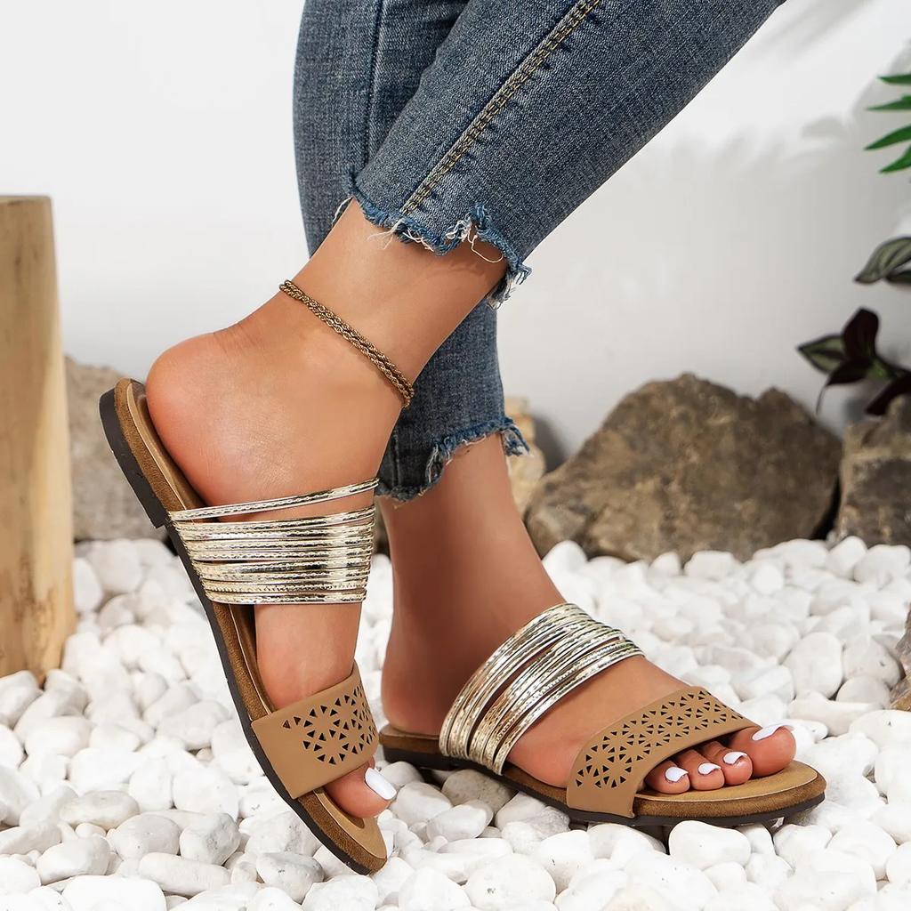 Comfortable Breathable Casual and Fashionable Round Toe Shallow Mouth Slippers Summer New Hollow Slippers for Women