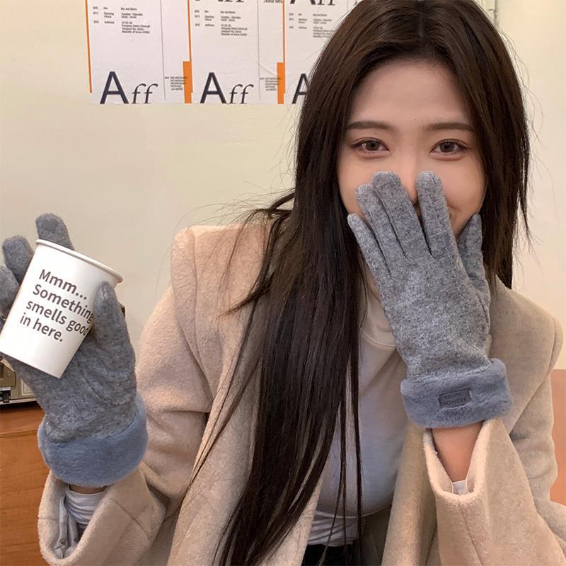 Cute Woolen Touch Screen Winter Plush Gloves with Added Fleece and Thickening for Warmth Protection Against Cold Winds While Cycling or Driving