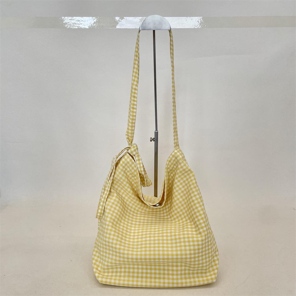 61282 Large Plaid Canvas Bag - Multi-functional Shoulder, Crossbody, and Handheld Bag for Shopping or School Use