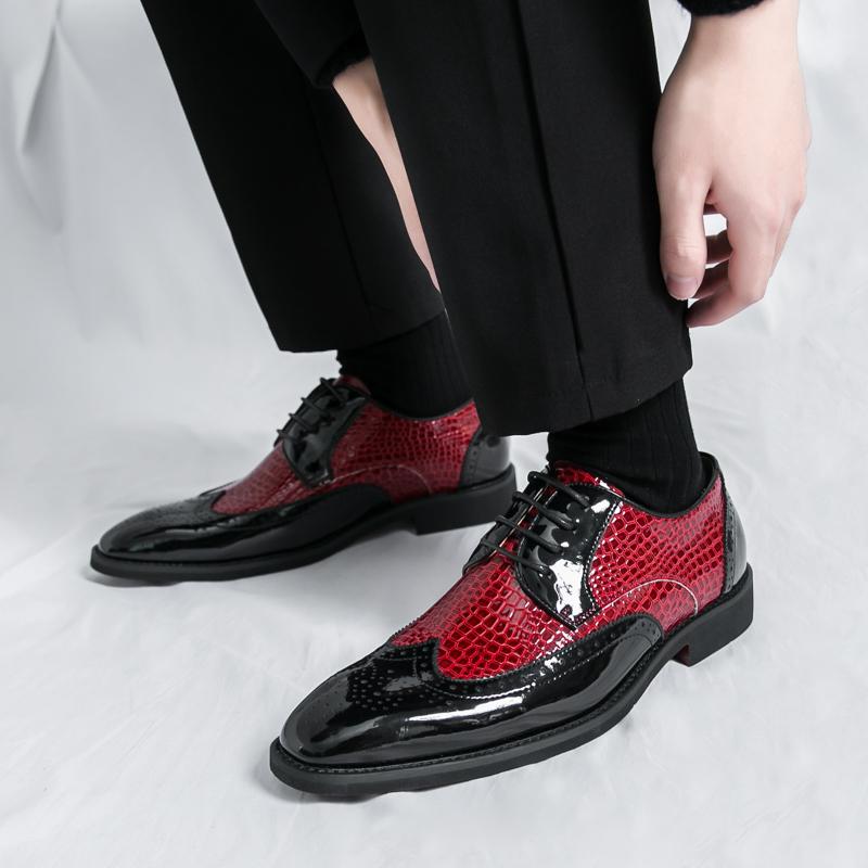 Men Brogues Wedding Dress Dance Shoes Black Brock Carved Leather Shoes Business Formal Shoes Tuxedo Prom Blazers Shoes Large Size