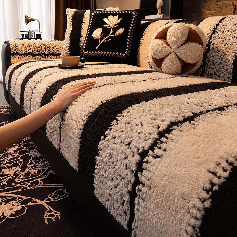 Light Luxury High-End Sofa Cushion, Velvet And Thickened Autumn And Winter Nordic Simple Sofa Cover Cloth Towel, Non-Slip Sofa Seat Cushion