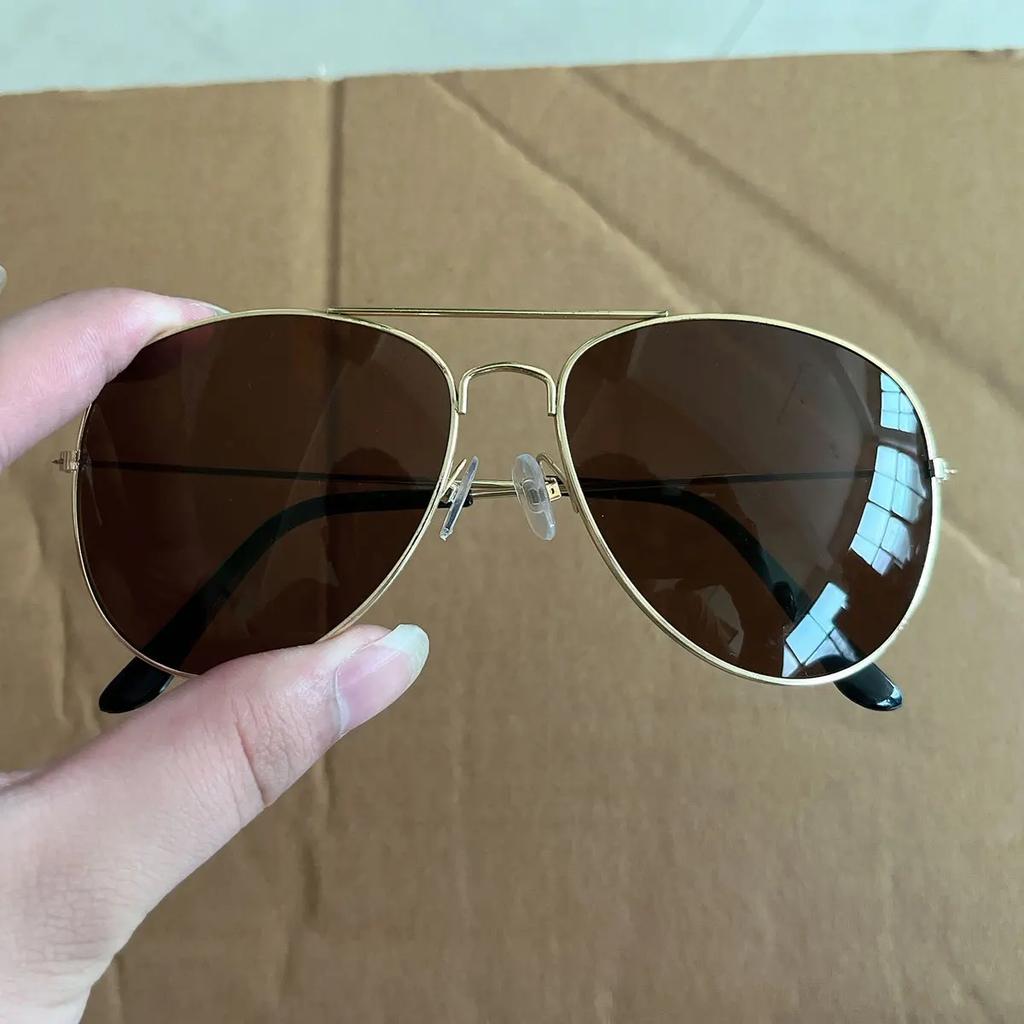 New Vintage Pilot Sunglasses for Men Women Metal Frame UV400 Protection Fashion Outdoor Shades Unisex