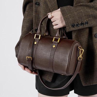 Vintage Boston Tasche: Leichte Luxus-Handtasche aus pflanzlich gegerbtem Leder für Damen