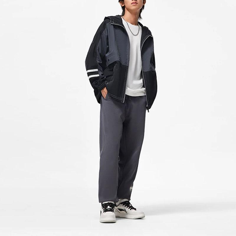 Li-Ning Color Block Water Resistant Loose Sports Windbreaker Men Outerwear Cold-Sand-Black Black AFDT637-2